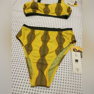 Beautiful green and yellow 2pc swim suit.